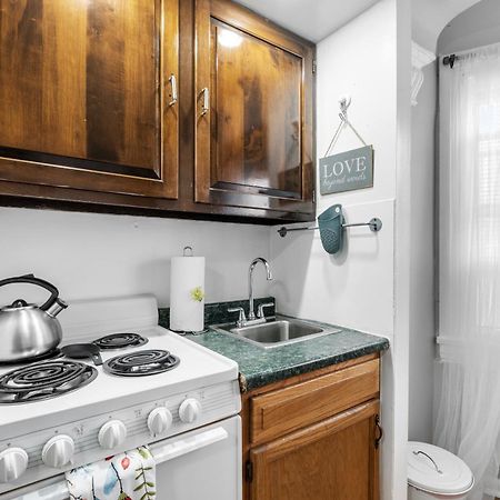 Stylish Studio In City Center Филадельфия Экстерьер фото