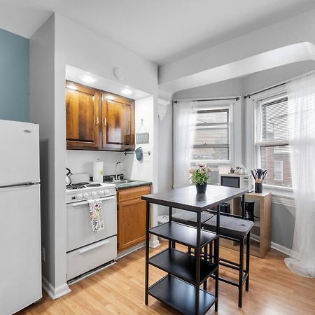 Stylish Studio In City Center Филадельфия Экстерьер фото